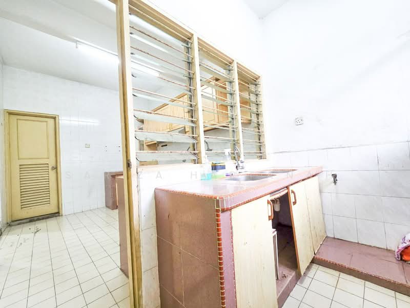 Rumah Teres 2 Tingkat untuk Dijual di Seksyen 8 (Shah Alam) - Sariza Hartanah - PropertyGuru.com.my