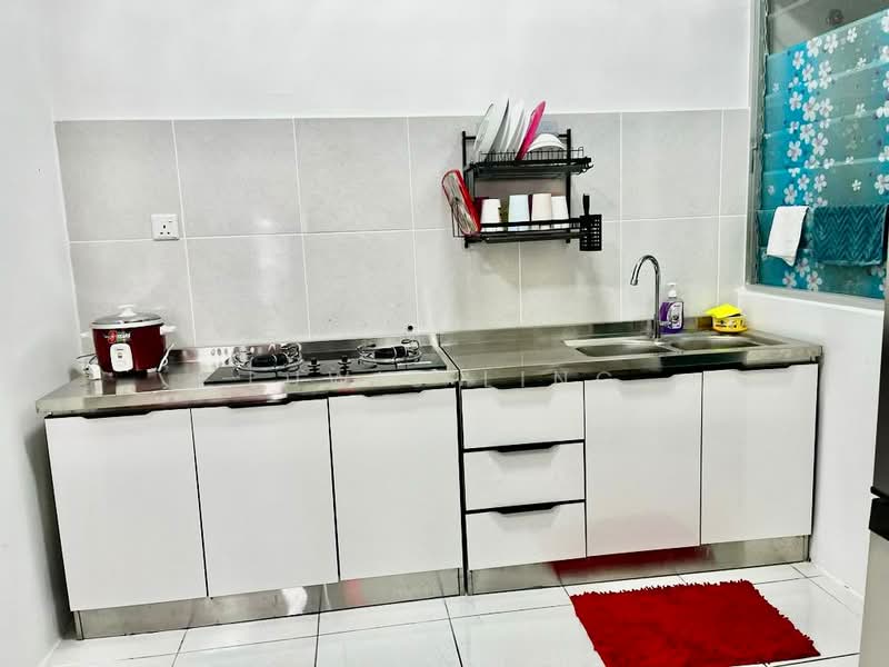 Service Residence for Rent at Kita Impian @ Cybersouth - Luwis Ling - Kitchen - PropertyGuru.com.my