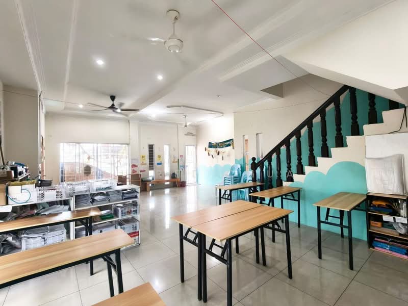 Semi-Detached House for Sale in Taman Uni Garden (Samarahan) - Alfred Chua - Interior - PropertyGuru.com.my