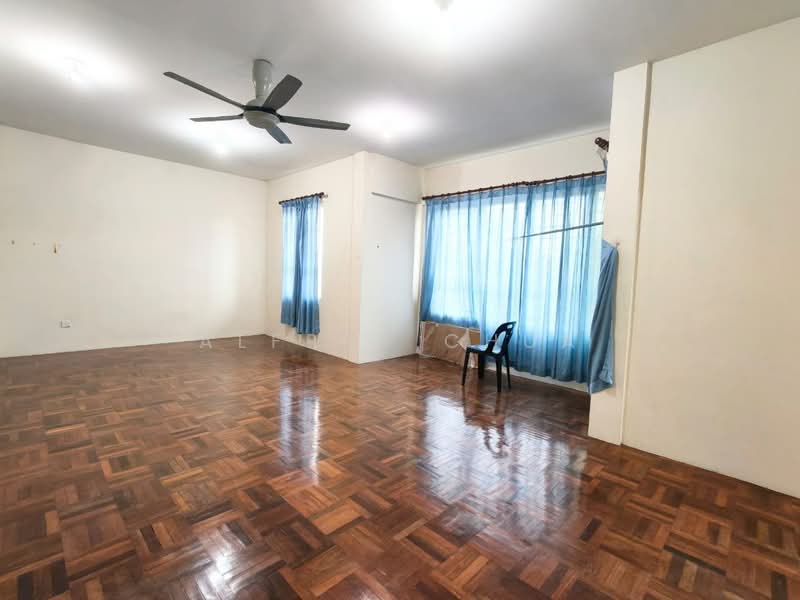 Semi-Detached House for Sale in Taman Uni Garden (Samarahan) - Alfred Chua - Living Room - PropertyGuru.com.my
