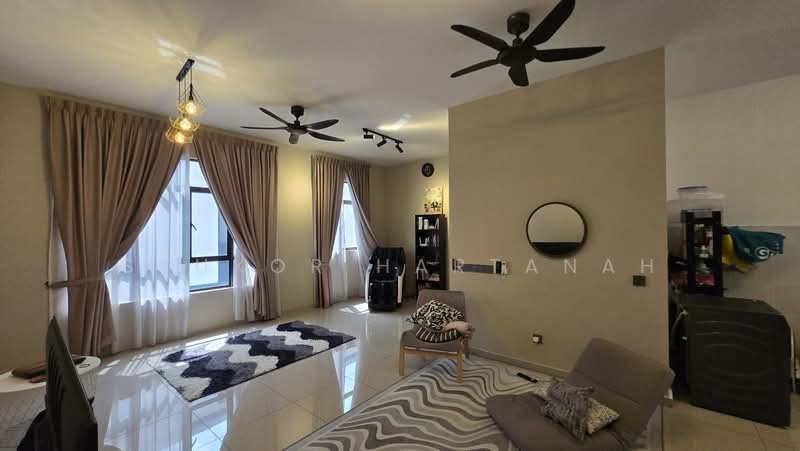 Townhouse for Sale in Eco Grandeur (Puncak Alam) - Syukor Hartanah - Living Room - PropertyGuru.com.my