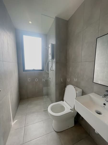 Servis Apartment untuk Disewa di Emerald 9 - Cony Lum - Bathroom - PropertyGuru.com.my