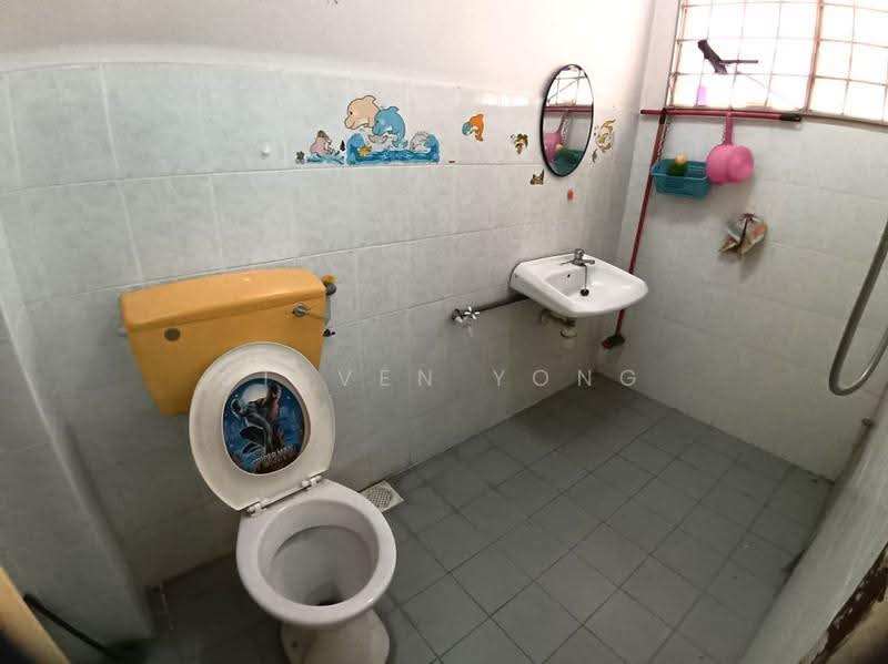 2-storey Terraced House for Sale in Mahkota Cheras (Cheras) - Steven Yong - Bathroom - PropertyGuru.com.my