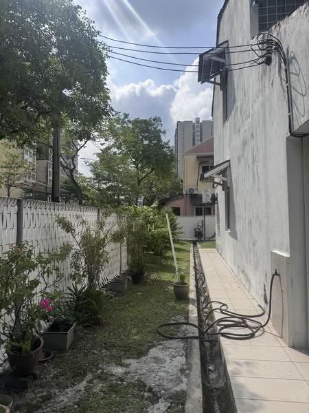 2-storey Terraced House for Sale in Taman Medan Pejasa (Petaling Jaya) - Zuraini Soh - Exterior - PropertyGuru.com.my