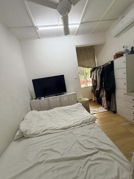 2-storey Terraced House for Sale in Taman Medan Pejasa (Petaling Jaya) - Zuraini Soh - Bedroom - PropertyGuru.com.my