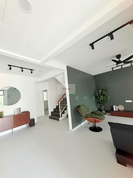 Rumah Teres 2-Tingkat untuk Dijual di Sungai Lalang (Kedah) - Hasrul Rosli - Living Room - PropertyGuru.com.my