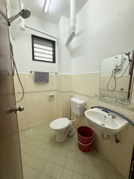 Pangsapuri untuk Disewa di Mon Bisca - MK Chong - PropertyGuru.com.my