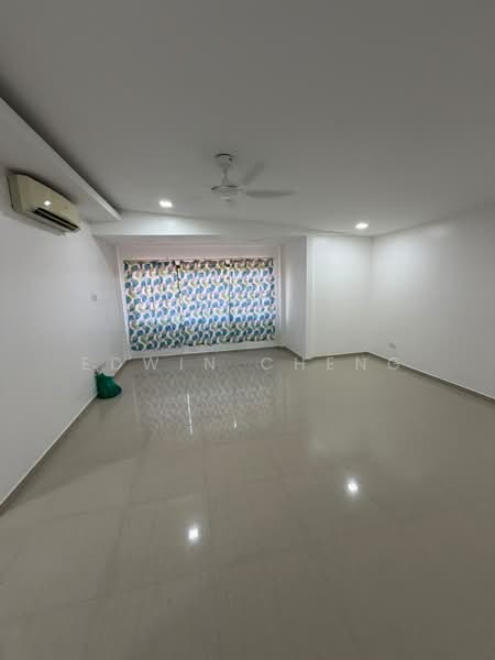 Rumah Teres 2-Tingkat untuk Disewa di Bandar Sungai Long (Selangor) - Edwin Cheng - Living Room - PropertyGuru.com.my