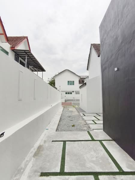Bungalow House for Sale in Johor Bahru (Johor) - Sharon Ng - Exterior - PropertyGuru.com.my