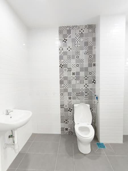 Bungalow House for Sale in Johor Bahru (Johor) - Sharon Ng - Bathroom - PropertyGuru.com.my