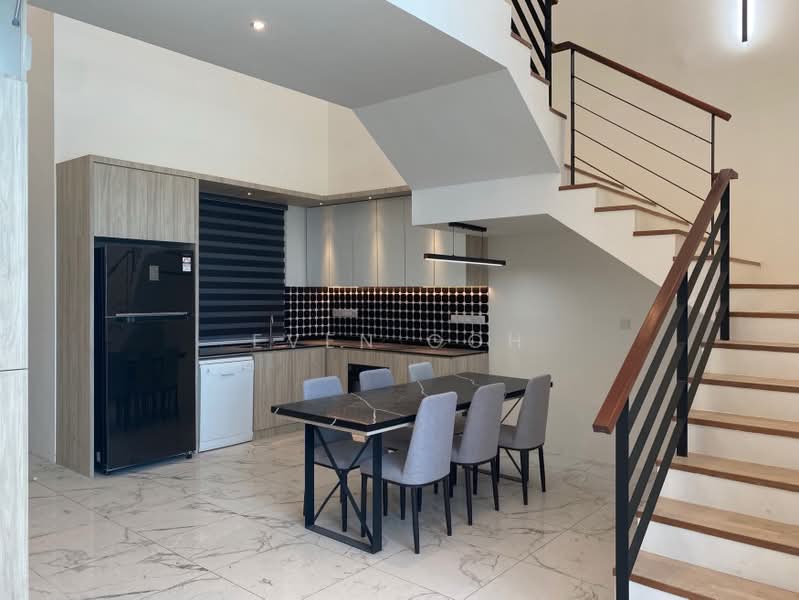 Kondominium untuk Dijual di QuayWest Residence - Even Goh - Dining Room - PropertyGuru.com.my