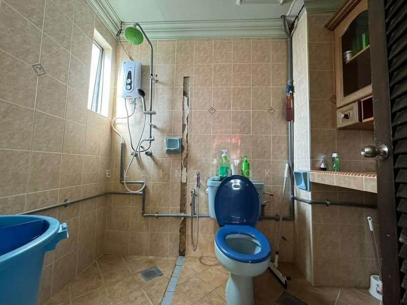 Condominium for Sale at Casa Ria - Elaine Loke - Bathroom - PropertyGuru.com.my