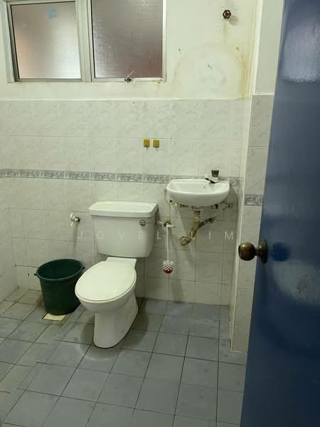 Pangsapuri untuk Dijual di Sri Wangi - Jovel Lim - Bathroom - PropertyGuru.com.my