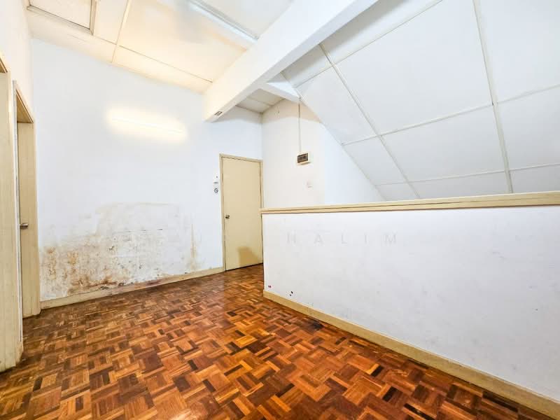 2-storey Terraced House for Sale in Seksyen 8 (Shah Alam) - Hairi Halim - PropertyGuru.com.my