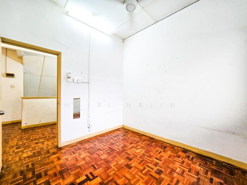 2-storey Terraced House for Sale in Seksyen 8 (Shah Alam) - Hairi Halim - PropertyGuru.com.my