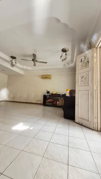 2-storey Terraced House for Sale in Bandar Mahkota Cheras (Cheras) - Steven Yong - Living Room - PropertyGuru.com.my