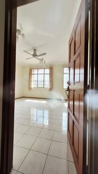 2-storey Terraced House for Sale in Bandar Mahkota Cheras (Cheras) - Steven Yong - Living Room - PropertyGuru.com.my