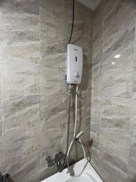 Condominium for Sale at Laguna Heights (Bukit Laguna) - Carson . - Bathroom - PropertyGuru.com.my