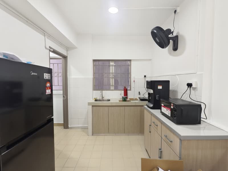 Kondominium untuk Disewa di Warisan City View - Duncan Lee - Kitchen - PropertyGuru.com.my