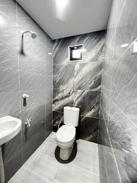 Rumah Teres 2-Tingkat untuk Dijual di Taman Skudai Baru (Skudai) - Jovel Lim - Bathroom - PropertyGuru.com.my