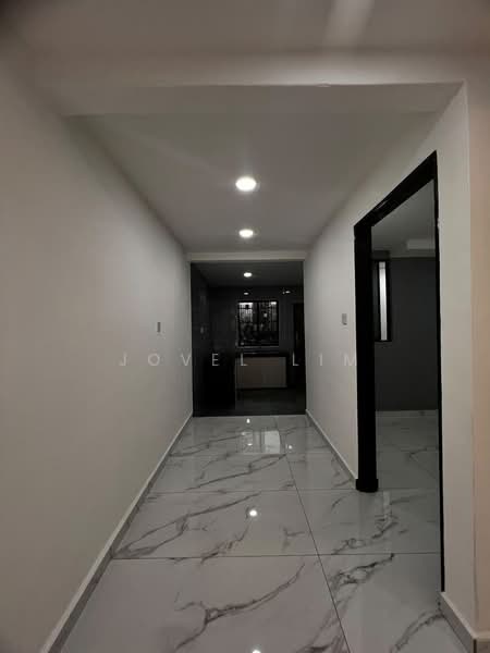 Rumah Teres 2-Tingkat untuk Dijual di Taman Skudai Baru (Skudai) - Jovel Lim - Corridor - PropertyGuru.com.my