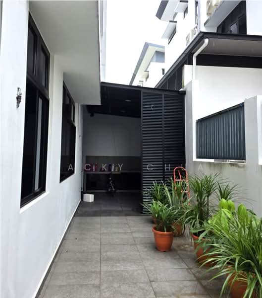 Rumah Berkembar untuk Dijual di Taman Nusa Sentral (Iskandar Puteri (Nusajaya)) - Jacky Chua - Exterior - PropertyGuru.com.my