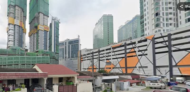1-storey Terraced House for Rent in Johor Bahru (Johor) - Michelle Wong - Exterior - PropertyGuru.com.my