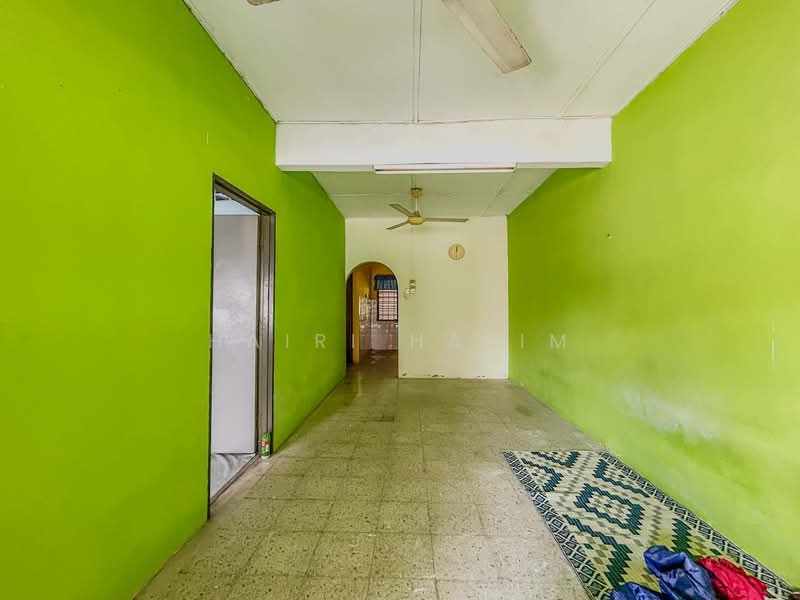 1-storey Terraced House for Sale in Pekan Kapar (Kapar) - Hairi Halim - PropertyGuru.com.my