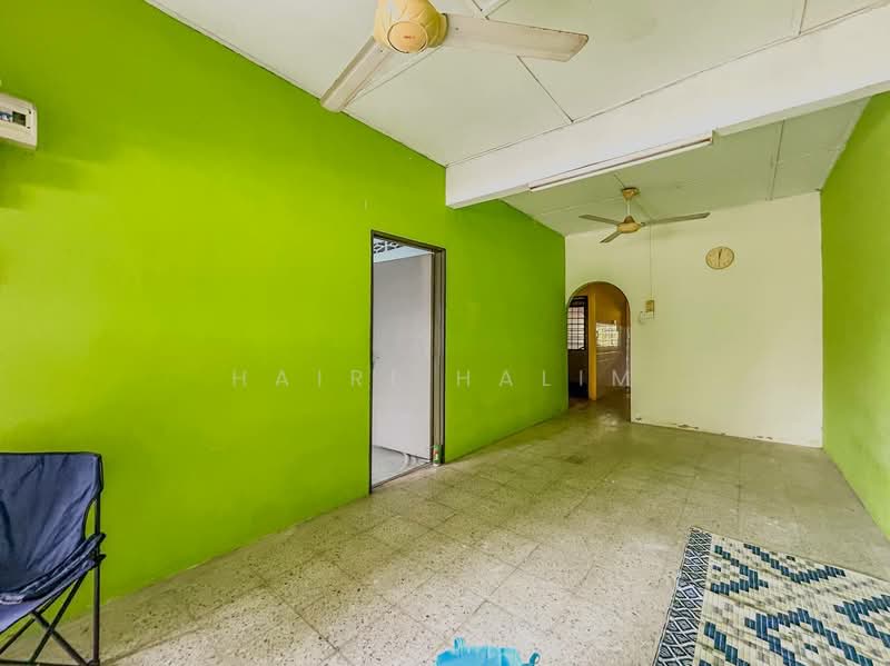 1-storey Terraced House for Sale in Pekan Kapar (Kapar) - Hairi Halim - PropertyGuru.com.my