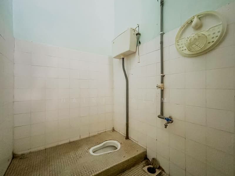 1-storey Terraced House for Sale in Pekan Kapar (Kapar) - Hairi Halim - PropertyGuru.com.my