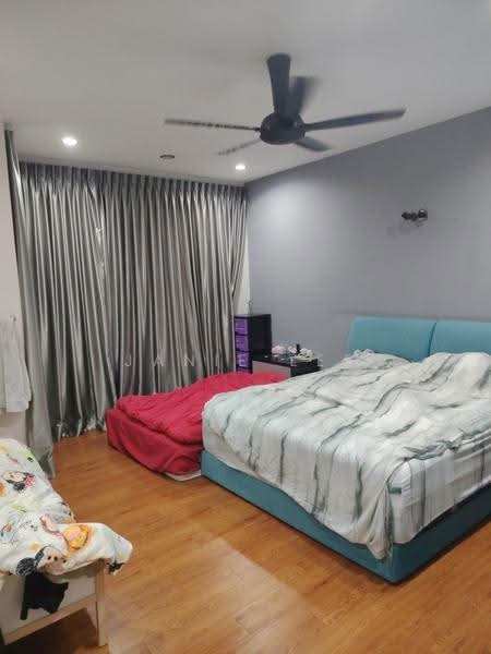2-storey Terraced House for Sale in Kemuning Utama (Shah Alam) - Janie Lee - Master Bedroom - PropertyGuru.com.my