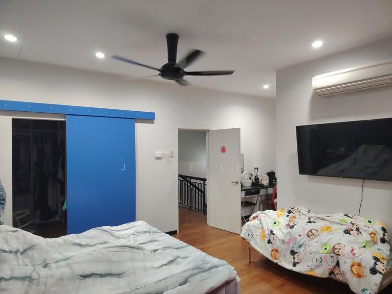 2-storey Terraced House for Sale in Kemuning Utama (Shah Alam) - Janie Lee - Master Bedroom - PropertyGuru.com.my