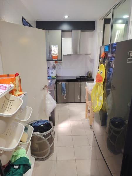 2-storey Terraced House for Sale in Kemuning Utama (Shah Alam) - Janie Lee - Kitchen - PropertyGuru.com.my