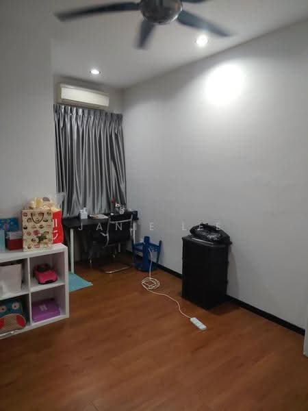 2-storey Terraced House for Sale in Kemuning Utama (Shah Alam) - Janie Lee - Bedroom 2 - PropertyGuru.com.my