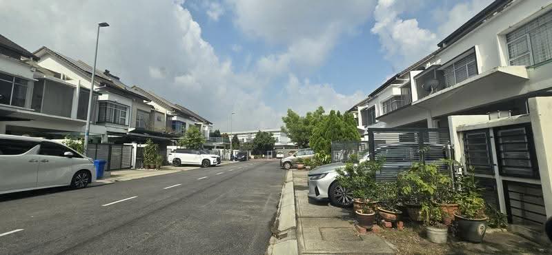 2-storey Terraced House for Sale in Kemuning Utama (Shah Alam) - Janie Lee - Outside View - PropertyGuru.com.my