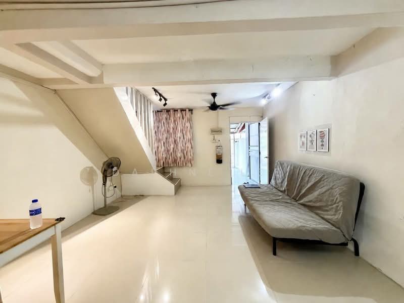Rumah Teres 2 Tingkat untuk Dijual di Bandar Baru Permas Jaya (Permas Jaya) - Daphne Lee - Living Room - PropertyGuru.com.my
