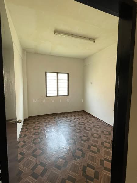 Shop / Office untuk Disewa di Batu Maung (Batu Maung) - Mavis Lim - Interior - PropertyGuru.com.my