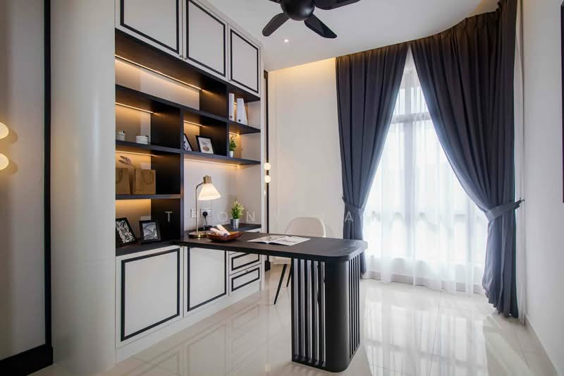 Rumah Teres 2-Tingkat untuk Dijual di Sungai Buloh (Selangor) - Thony Tan - Study - PropertyGuru.com.my