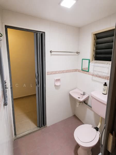 2-storey Terraced House for Sale in TAMAN PUCHONG UTAMA (Puchong) - Calvin Chong - Bathroom - PropertyGuru.com.my