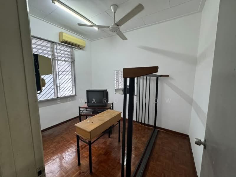 2-storey Terraced House for Rent in Taman Molek (Johor Bahru) - Edward Siow - Interior - PropertyGuru.com.my