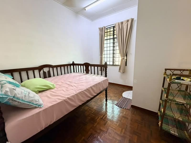 2-storey Terraced House for Sale in Taman Megah Ria (Masai) - Siow Yan Er - Bedroom - PropertyGuru.com.my