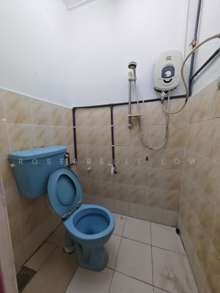 2-storey Terraced House for Sale in Taman Tasik Semenyih (Semenyih) - Roseabelle Low - Bathroom - PropertyGuru.com.my