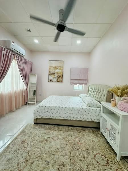 2-storey Terraced House for Sale in Taman Mutiara Rini (Skudai) - Fakhrul Imlan - Bedroom - PropertyGuru.com.my