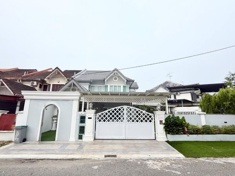 2-storey Terraced House for Sale in Taman Mutiara Rini (Skudai) - Fakhrul Imlan - Exterior - PropertyGuru.com.my