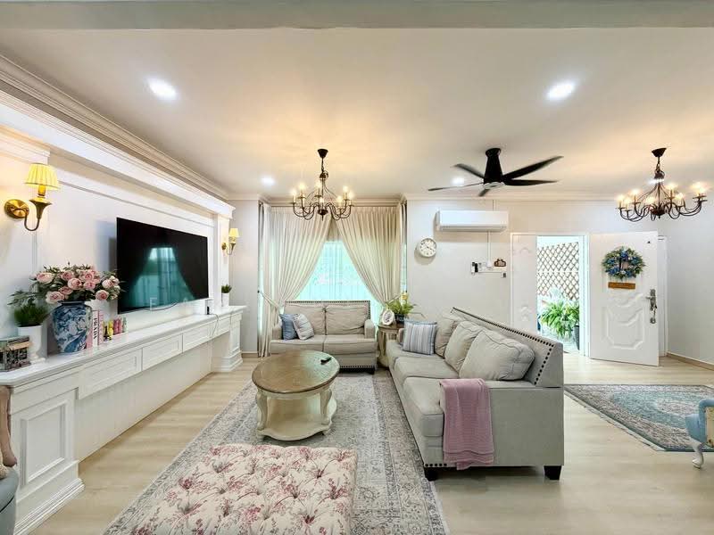 2-storey Terraced House for Sale in Taman Mutiara Rini (Skudai) - Fakhrul Imlan - Living Room - PropertyGuru.com.my