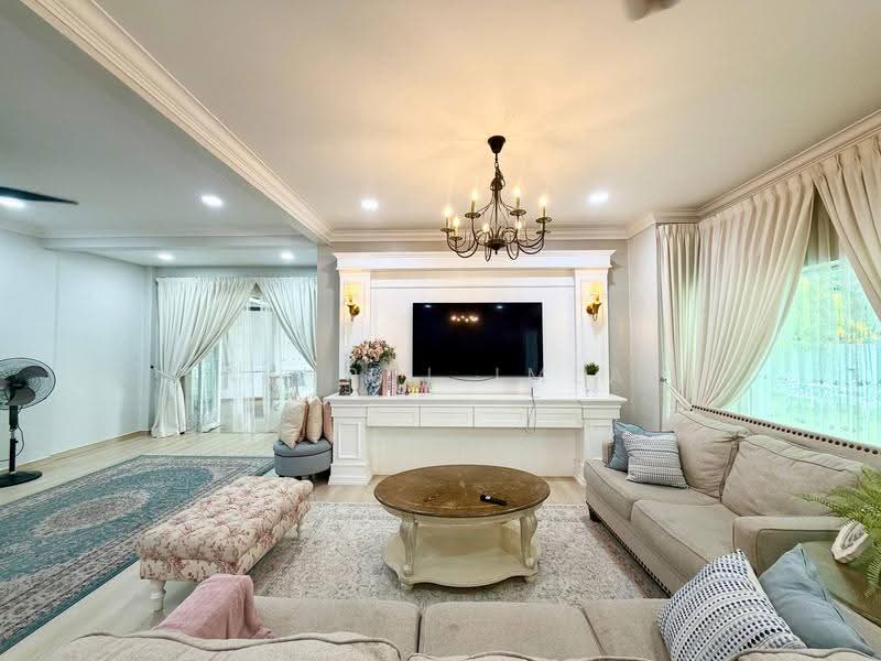 2-storey Terraced House for Sale in Taman Mutiara Rini (Skudai) - Fakhrul Imlan - Living Room - PropertyGuru.com.my