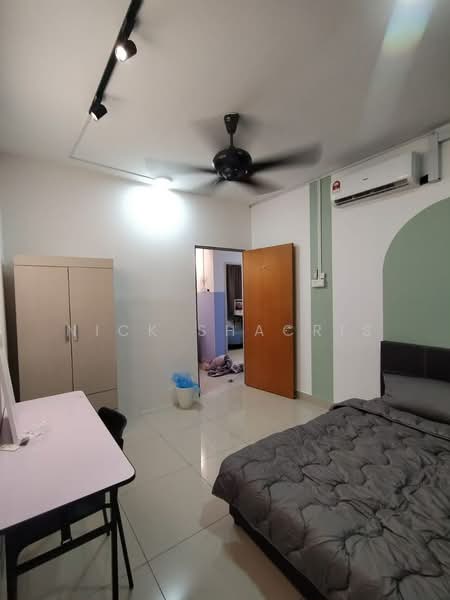 Servis Apartment untuk Disewa di Maxim Residences - Nick Shacris - Bedroom - PropertyGuru.com.my