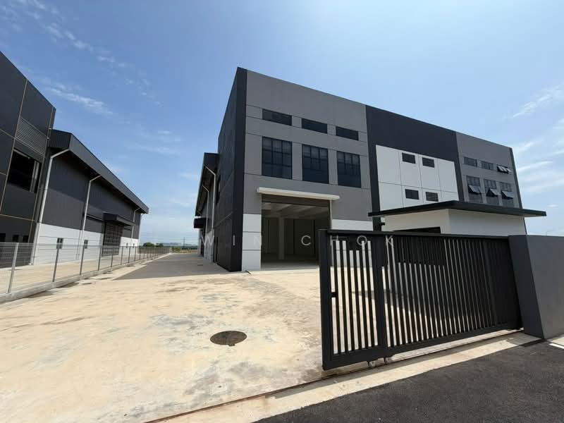 Factory for Rent in Taman Kapar Permai (Kapar) - Elwin Chok - Exterior - PropertyGuru.com.my