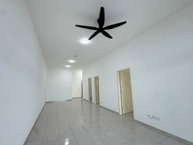 1-storey Terraced House for Rent in Bandar Putra (Kulai) - Jessie Tan - Living Room - PropertyGuru.com.my