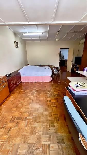 2-storey Terraced House for Sale in Bangsar Baru (Bangsar) - Elaine Loke - Bedroom - PropertyGuru.com.my